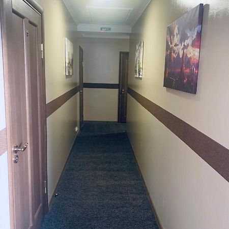 Euro Hotel Hostel Kovel Bagian luar foto